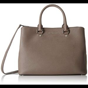 MICHAEL KORS Savannah Medium  Satchel